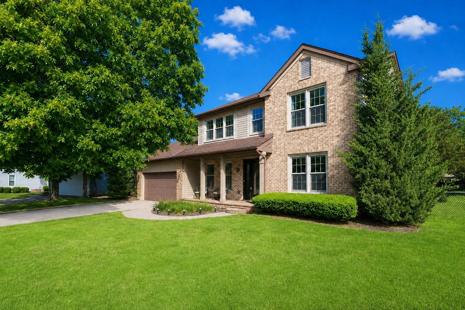 Properties 1 129 N Windsor Circle