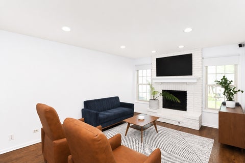 Tiny photo for 129 N Windsor Circle, Bloomingdale, IL 60108 (MLS # 12659982)
