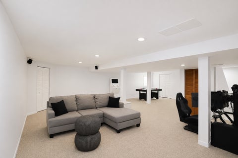 Tiny photo for 129 N Windsor Circle, Bloomingdale, IL 60108 (MLS # 12659982)