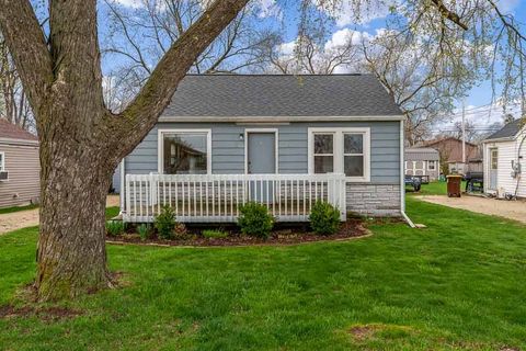 Tiny photo for 415 PERSHING Avenue, Machesney Park, IL 61115 (MLS # 12616015)