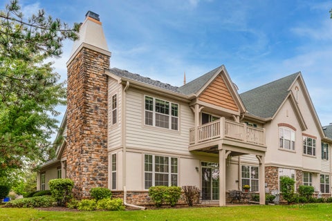 Tiny photo for 210 Shadow Creek Circle #210, Vernon Hills, IL 60061 (MLS # 12761897)
