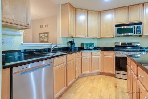 Tiny photo for 210 Shadow Creek Circle #210, Vernon Hills, IL 60061 (MLS # 12761897)
