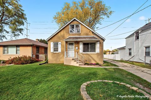 722 W Keith Avenue, Waukegan, IL 60085 - #: 12563992