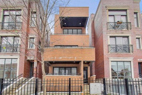 1018 N Honore Avenue C Chicago IL 60622