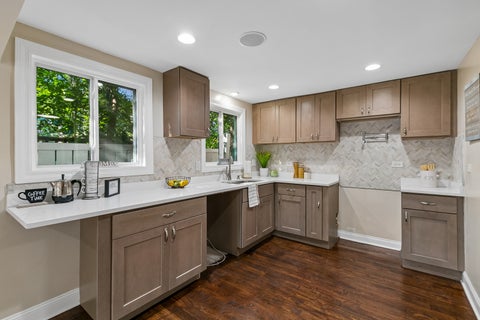 Tiny photo for 6853 S Langley Avenue, Chicago, IL 60637 (MLS # 12754312)
