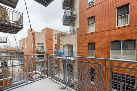 Tiny photo for 1236 Chicago Avenue #403, Evanston, IL 60202 (MLS # 12592468)