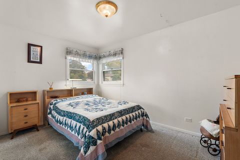 Tiny photo for 9305 S 78th Avenue, Hickory Hills, IL 60457 (MLS # 12442755)