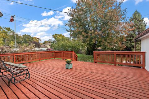 Tiny photo for 9305 S 78th Avenue, Hickory Hills, IL 60457 (MLS # 12442755)