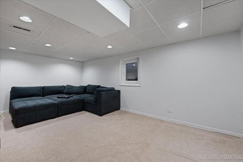 Tiny photo for 292 SHADOWBEND Drive #292, Wheeling, IL 60090 (MLS # 12568812)