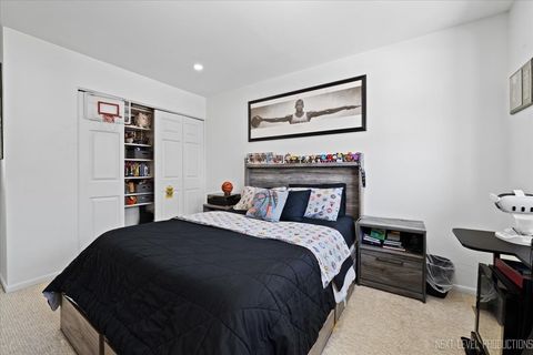 Tiny photo for 292 SHADOWBEND Drive #292, Wheeling, IL 60090 (MLS # 12568812)