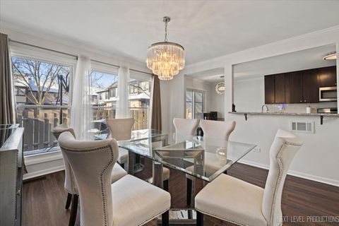 Tiny photo for 292 SHADOWBEND Drive #292, Wheeling, IL 60090 (MLS # 12568812)