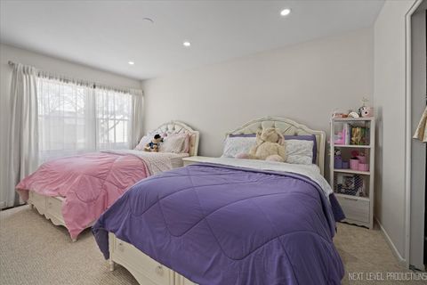 Tiny photo for 292 SHADOWBEND Drive #292, Wheeling, IL 60090 (MLS # 12568812)