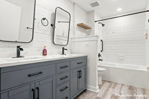 Tiny photo for 101 Northlight Passe #101, Lake In The Hills, IL 60156 (MLS # 12788291)