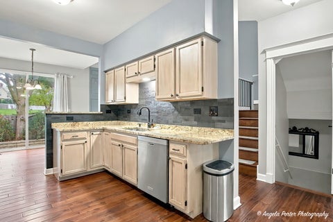 Tiny photo for 101 Northlight Passe #101, Lake In The Hills, IL 60156 (MLS # 12788291)