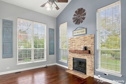Tiny photo for 101 Northlight Passe #101, Lake In The Hills, IL 60156 (MLS # 12788291)