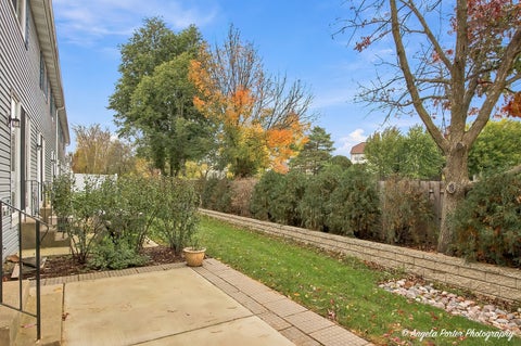 Tiny photo for 101 Northlight Passe #101, Lake In The Hills, IL 60156 (MLS # 12788291)