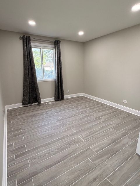 Tiny photo for 935 S CEDARCREST Drive, Schaumburg, IL 60193 (MLS # 12623435)