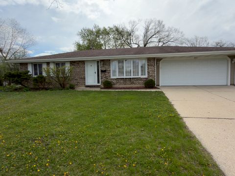 Tiny photo for 935 S CEDARCREST Drive, Schaumburg, IL 60193 (MLS # 12623435)