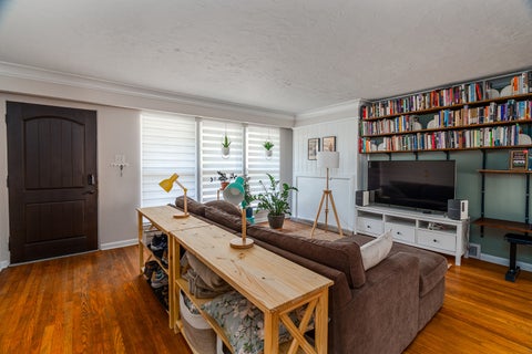 Tiny photo for 805 S Skyline Drive, Carbondale, IL 62901 (MLS # 12789363)