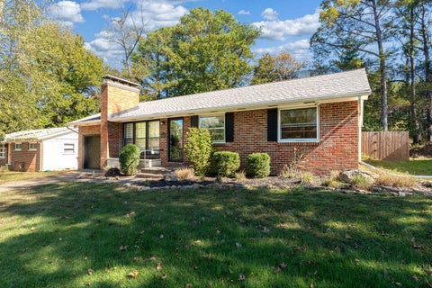 Tiny photo for 805 S Skyline Drive, Carbondale, IL 62901 (MLS # 12789363)