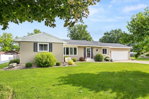 Photo of 1508 Sharon Road, Streator, IL 61364 (MLS # 12699225)