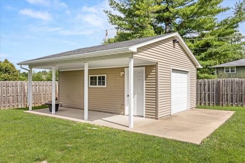 Tiny photo for 1508 Sharon Road, Streator, IL 61364 (MLS # 12699225)