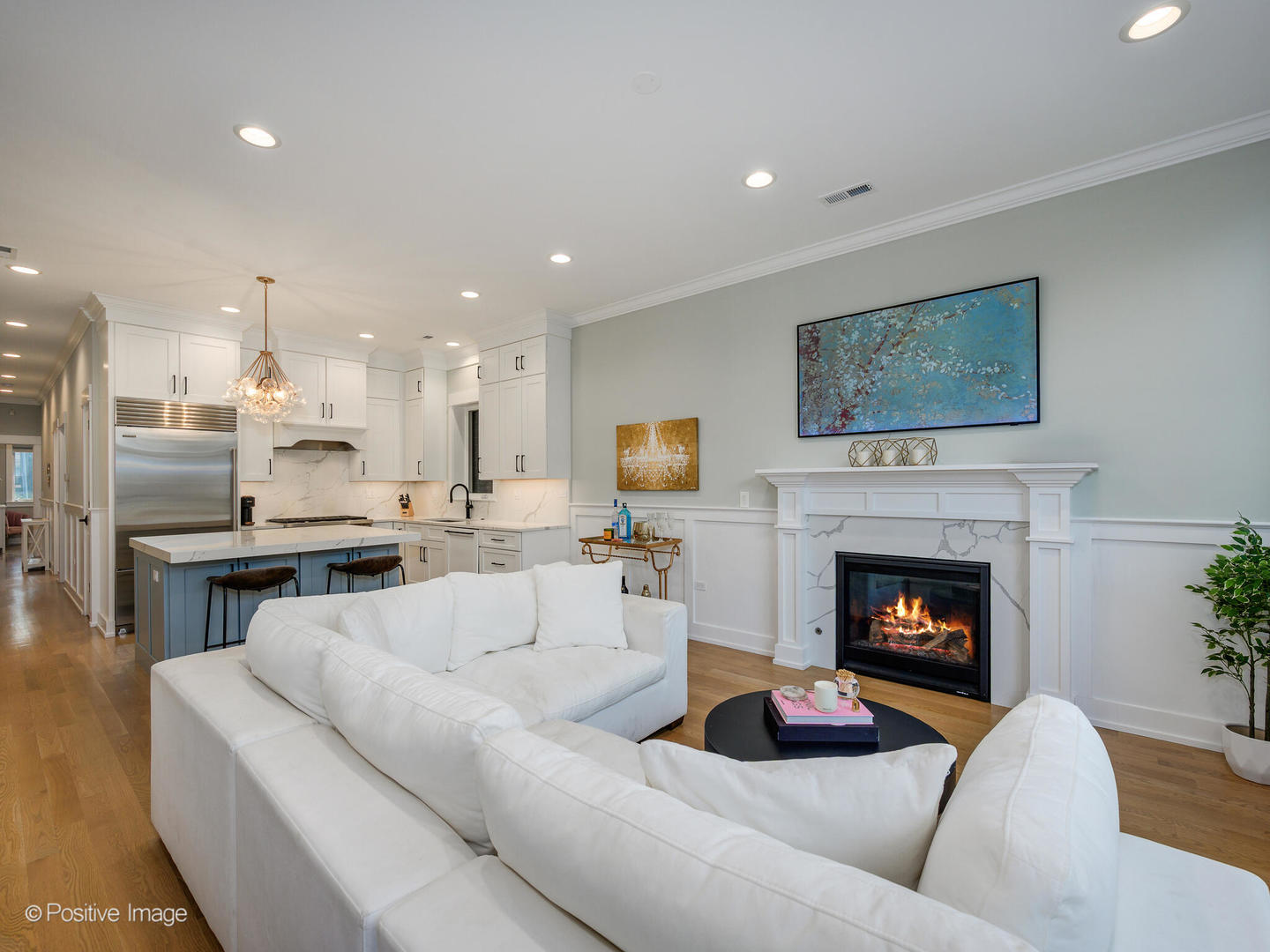 2143 N Racine Avenue 2