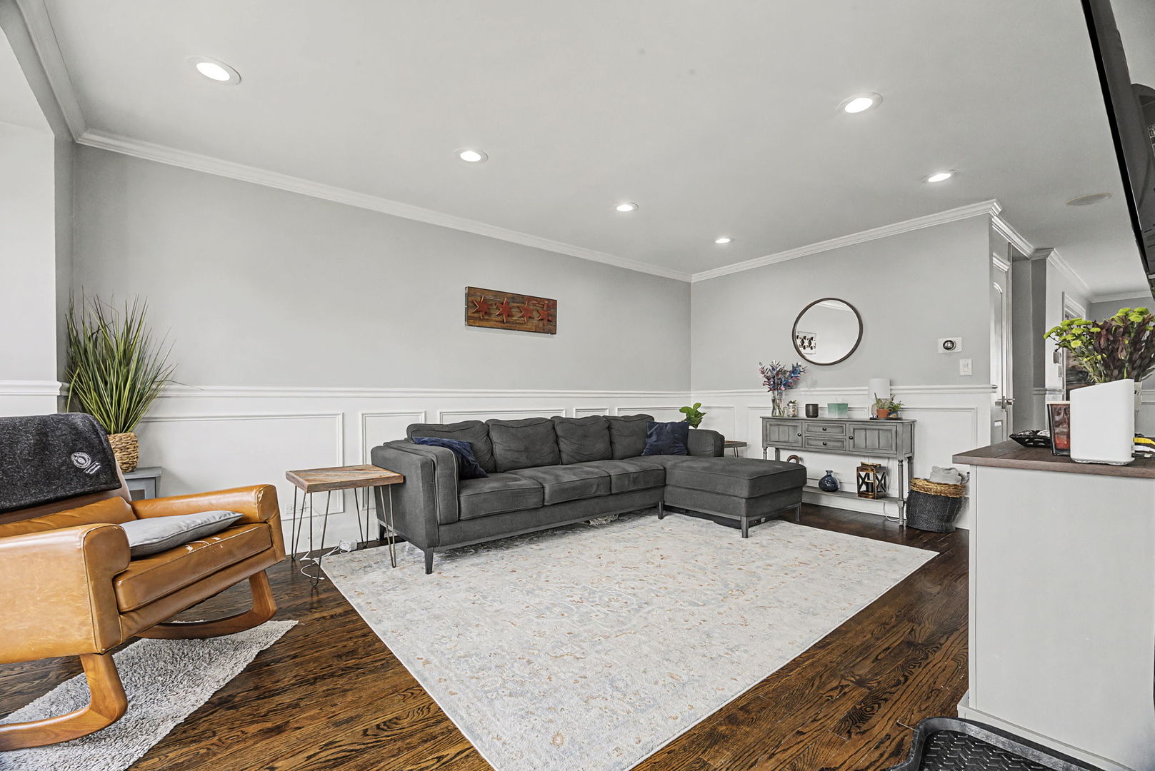 3716 N Nottingham Avenue