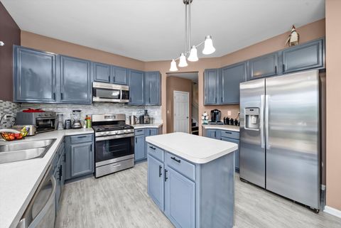 Tiny photo for 615 Silver Leaf Drive, Joliet, IL 60431 (MLS # 12424392)