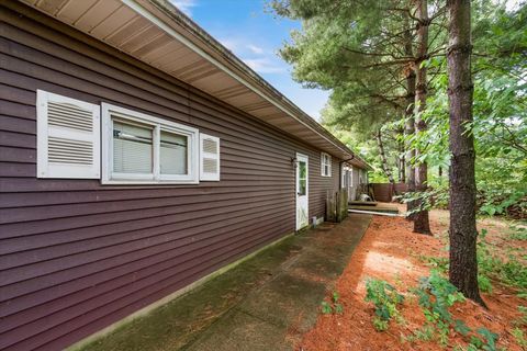 Tiny photo for 1834 Fischer Road, South Beloit, IL 61080 (MLS # 12411892)
