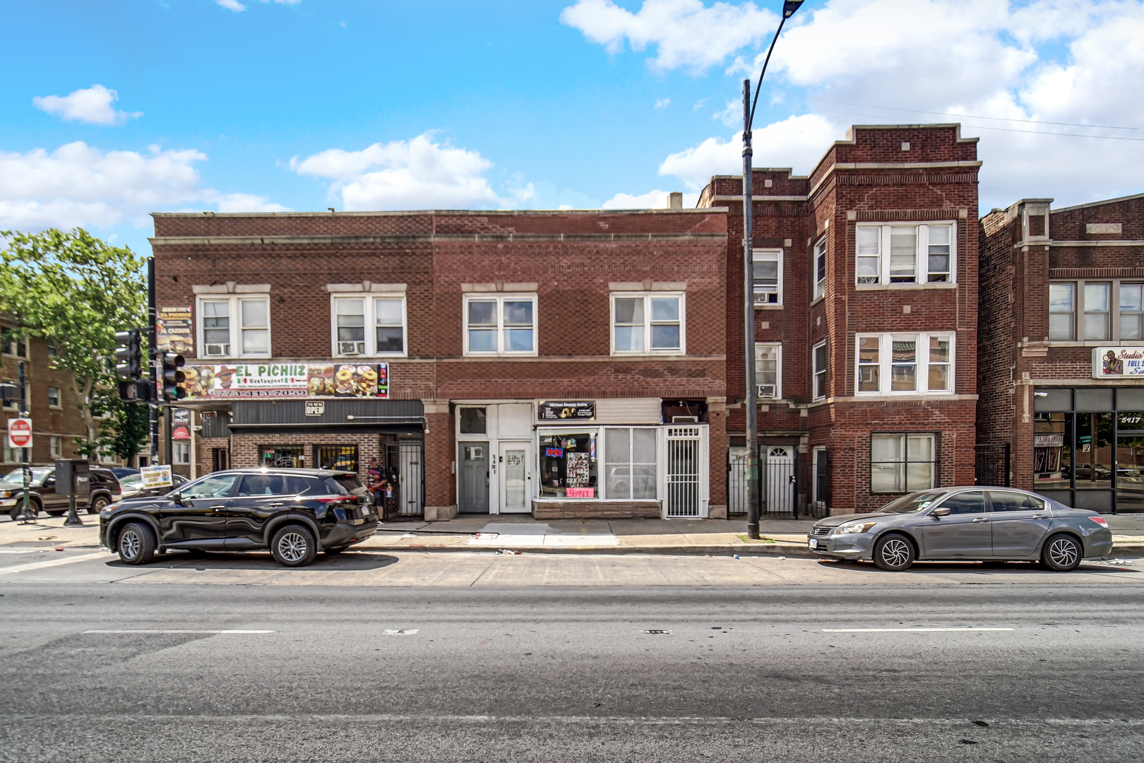 5411 W North Avenue