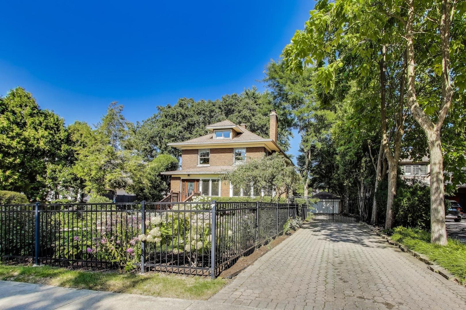 863 Vernon Avenue