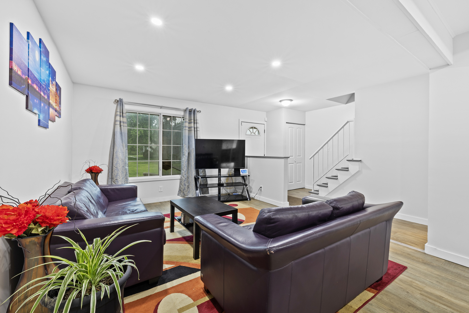 422 GAINSBOROUGH Court 422
