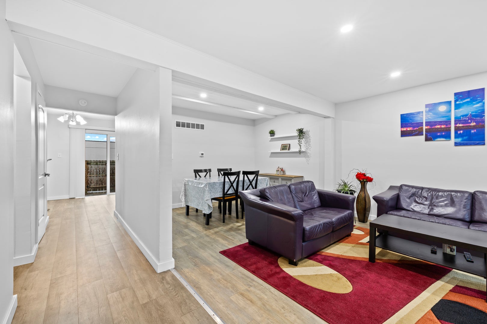 422 GAINSBOROUGH Court 422
