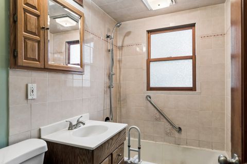 Tiny photo for 146 S Archer Avenue, Mundelein, IL 60060 (MLS # 12636794)
