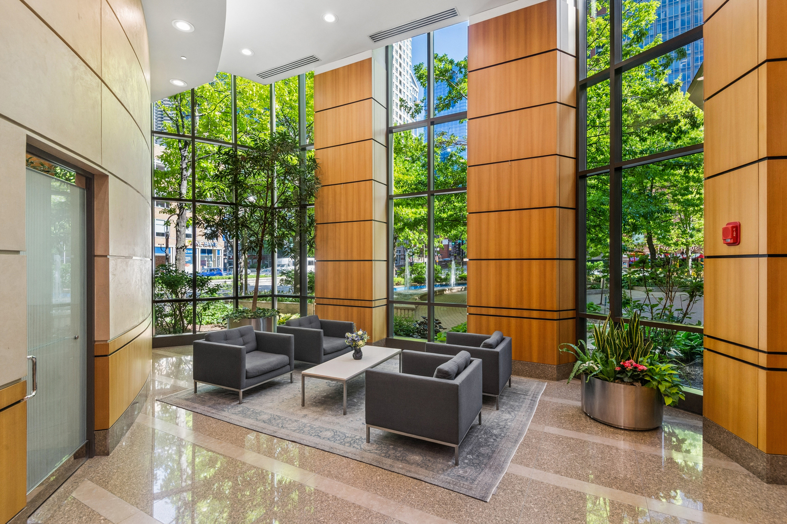 400 N LaSalle Street 3011