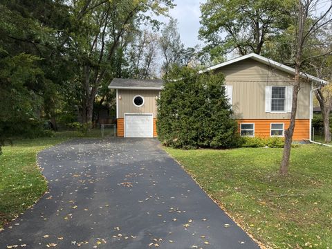 2706 Limerick Drive Cary IL 60013