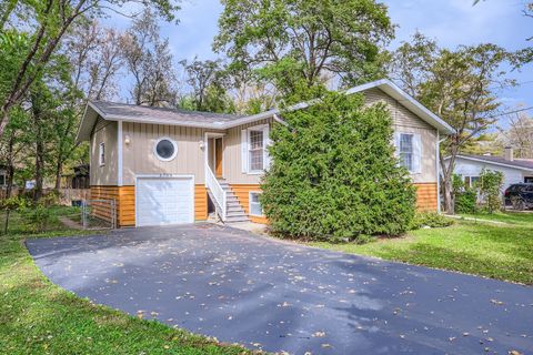 2706 Limerick Drive Cary IL 60013