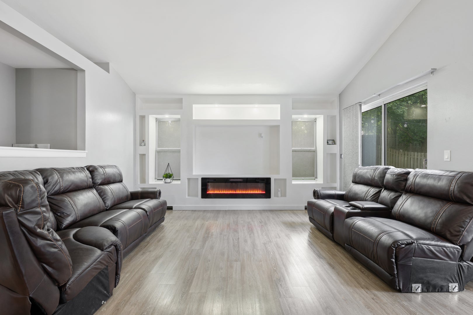 409 Vana Drive