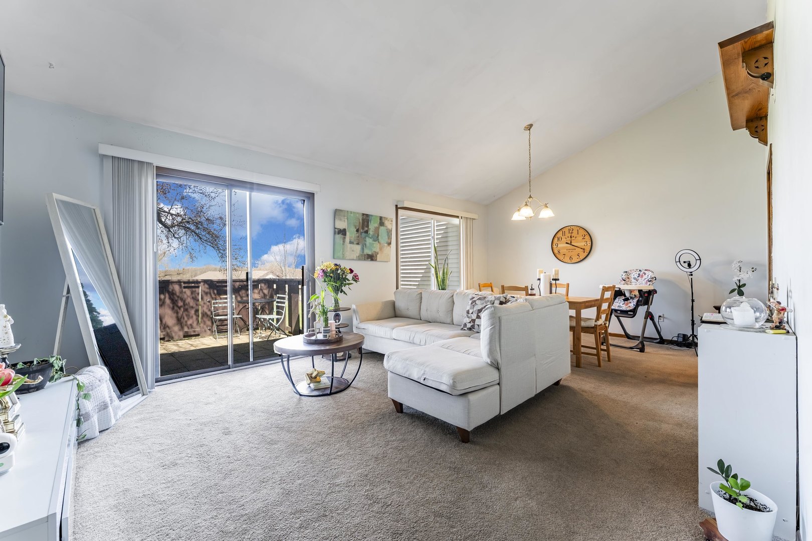 5202 Winslow Circle A