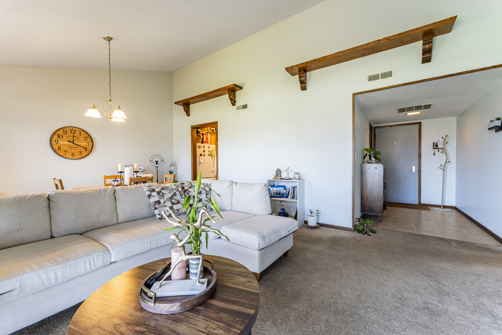 5202 Winslow Circle A