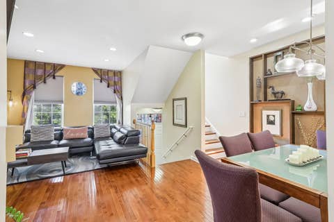 Tiny photo for 10 Thomas Court, Grayslake, IL 60030 (MLS # 12721305)