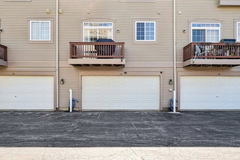 Tiny photo for 10 Thomas Court, Grayslake, IL 60030 (MLS # 12721305)
