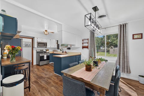 Tiny photo for 722 Christie Street, Ottawa, IL 61350 (MLS # 12748320)