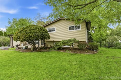 Tiny photo for 29W454 Ray Avenue, West Chicago, IL 60185 (MLS # 12587009)