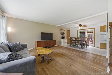 Tiny photo for 29W454 Ray Avenue, West Chicago, IL 60185 (MLS # 12587009)