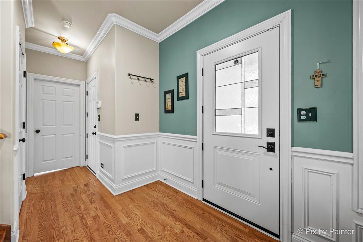137 Oak Avenue