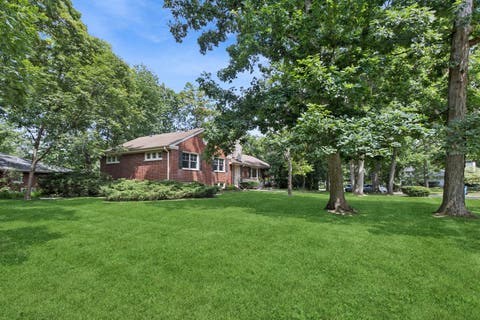 Tiny photo for 1795 Northland Avenue, Highland Park, IL 60035 (MLS # 12700825)