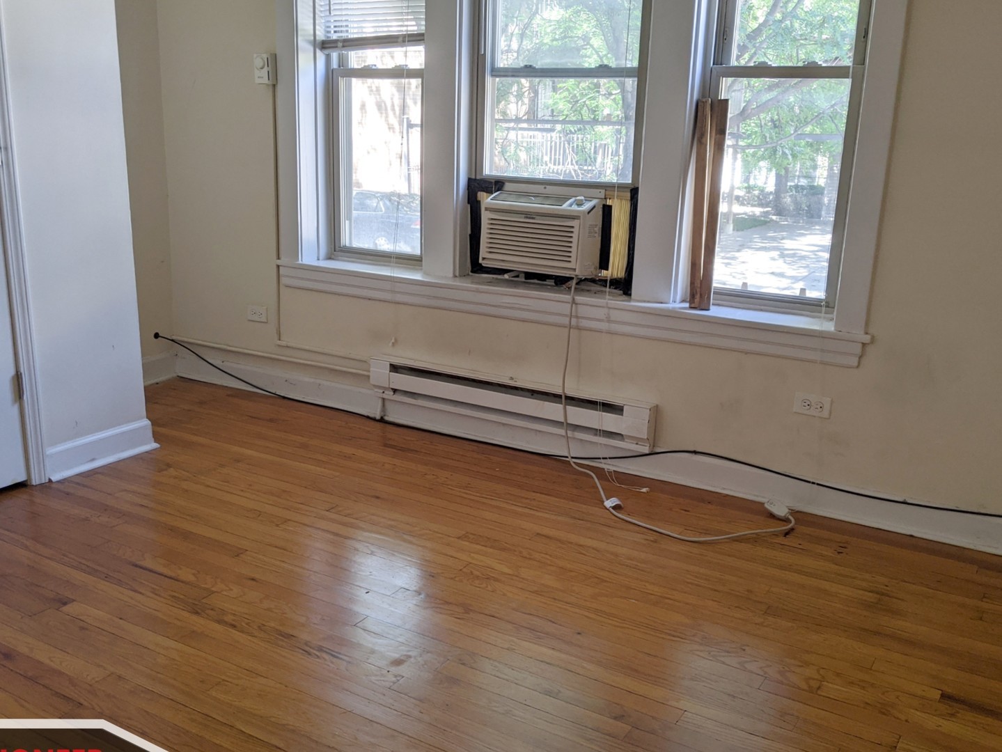 2915 W George Street 1