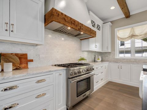 Tiny photo for 722 S Bruner Street, Hinsdale, IL 60521 (MLS # 12495707)